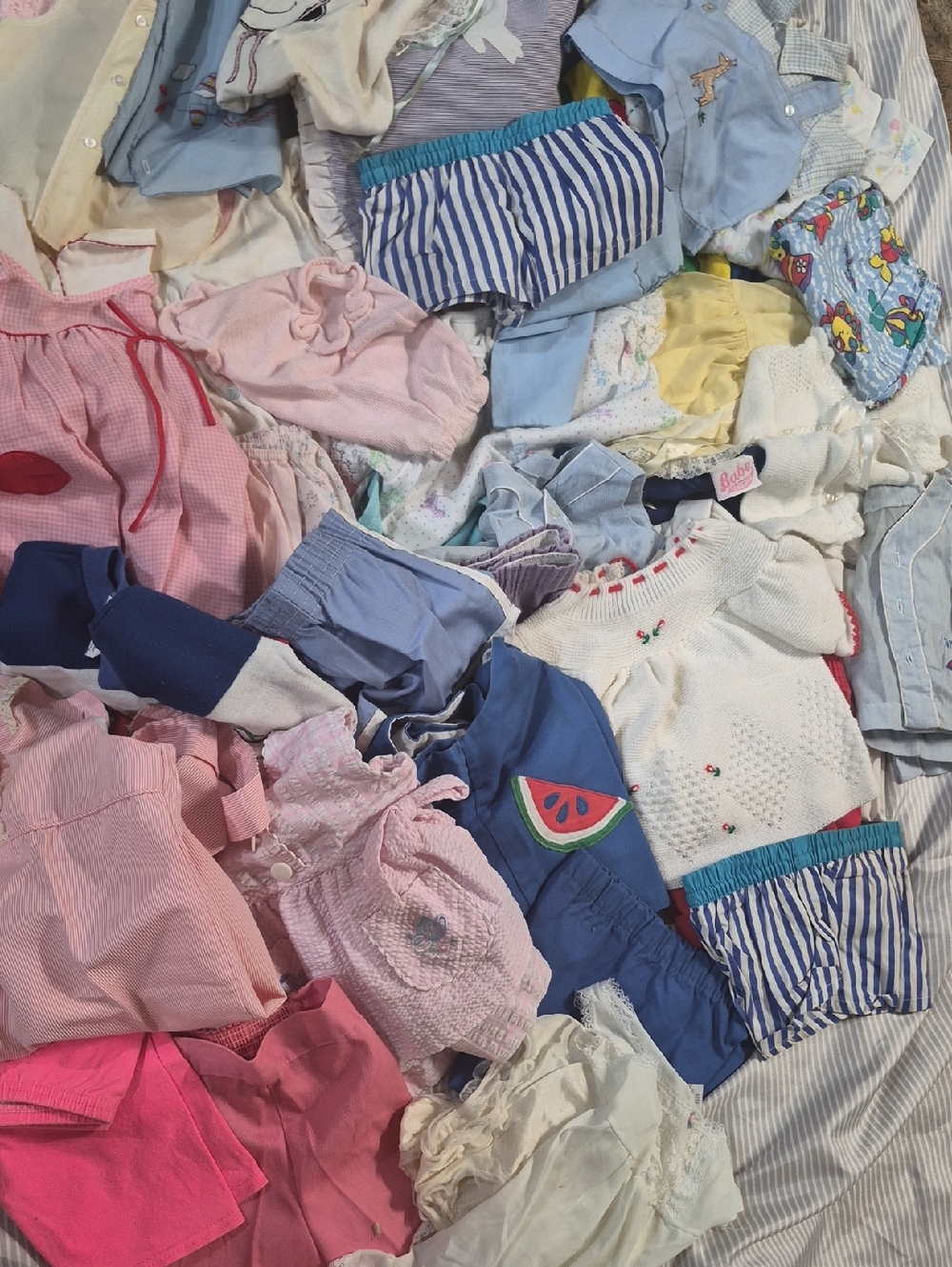 Vintage Kids/Baby Clothing Lot 70s - Picture 4 of 4